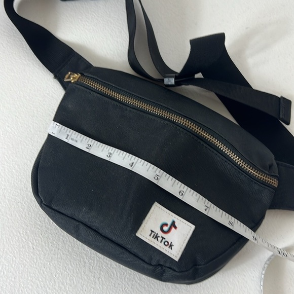 Herschel Belt Bag/Sling Bag "Tik Tok" Black - Picture 7 of 9